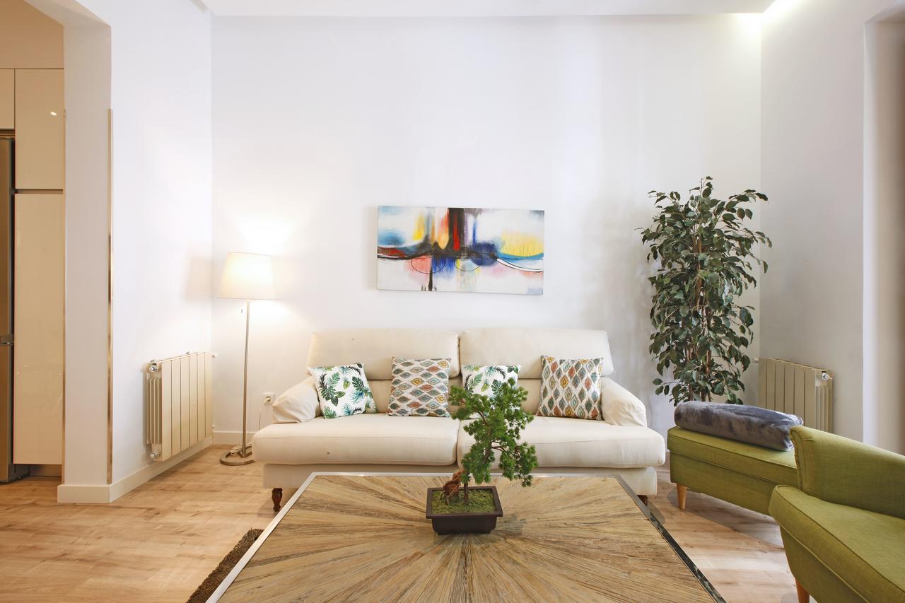 Reina Sofia Boutique I Apartment Madrid Exterior photo